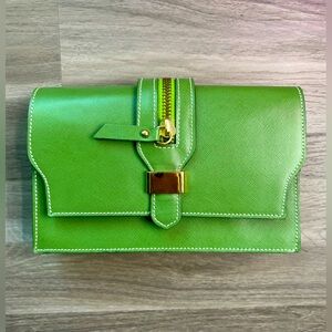 Vintage “Borse in Pelle” Green Leather Convertible Clutch/Crossbody